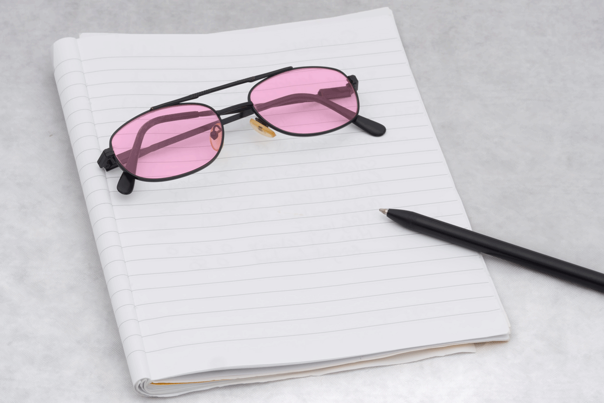 Notepad Glasses Pen | Axiom Communications
