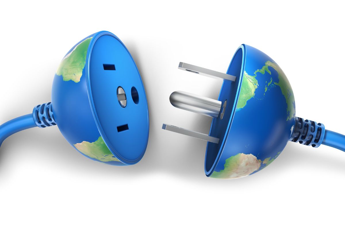 Earth Shaped Power Plug
